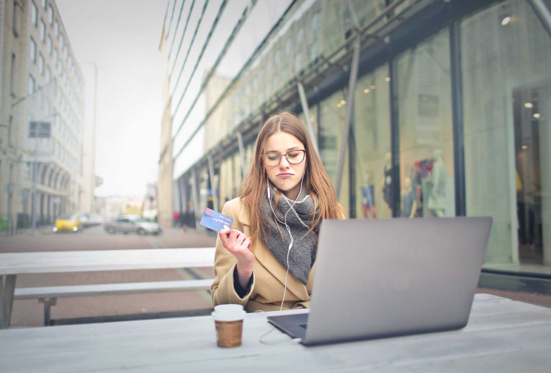 Profitable Pricing Strategies for Ecommerce Entrepreneurs 1 Profitable Pricing Strategies for Ecommerce Entrepreneurs